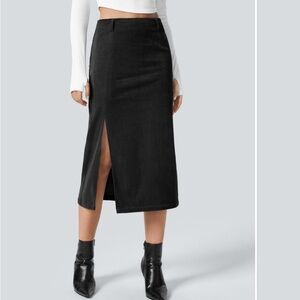 Halara NWOT #525 High Waisted Invisible Zipper Midi Corduroy Casual Skirt